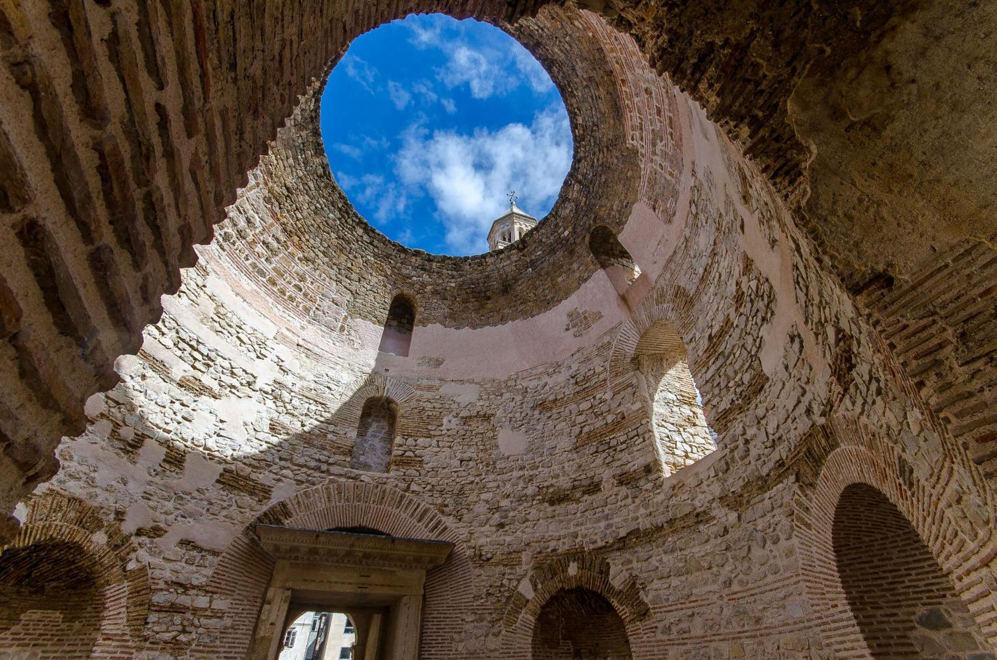 Apartments And Room Poesia Split Dış mekan fotoğraf