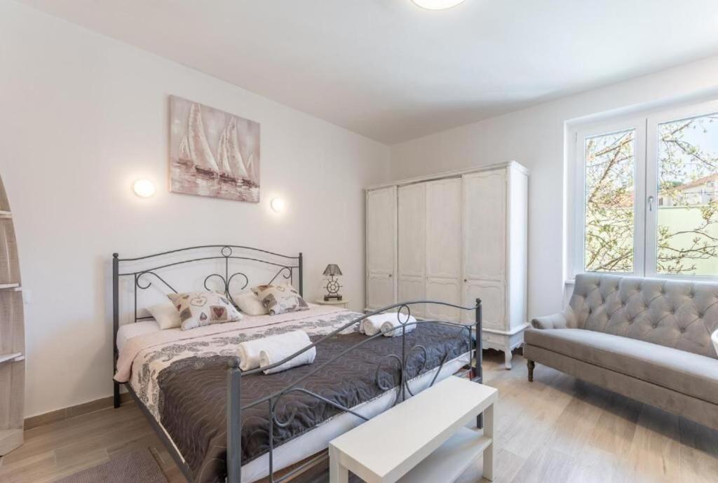 Apartments And Room Poesia Split Dış mekan fotoğraf